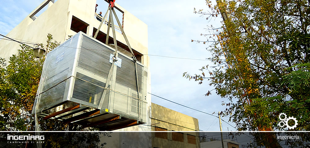 Supervisión de izaje de equipos de aire 01.